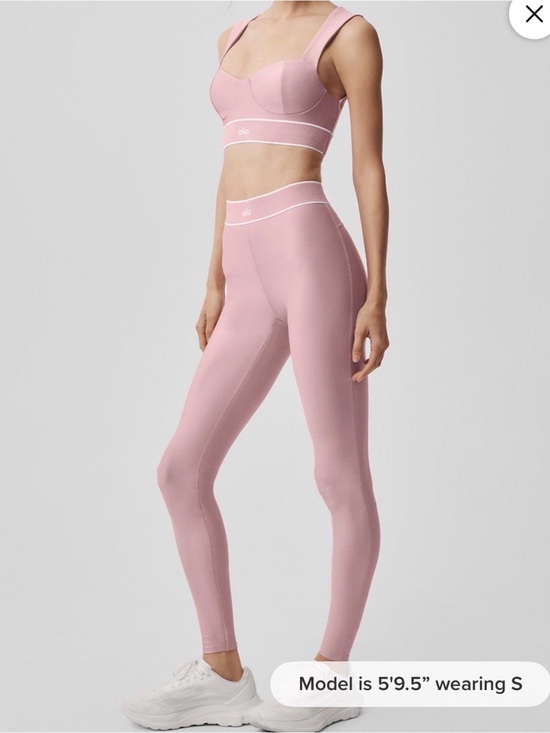 ALO Yoga Pants - Alo Airlift High-Waist Alignment Leggings in Vintage pink